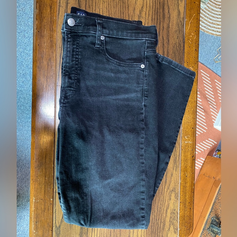 Gap True Skinny Jeans (Black)